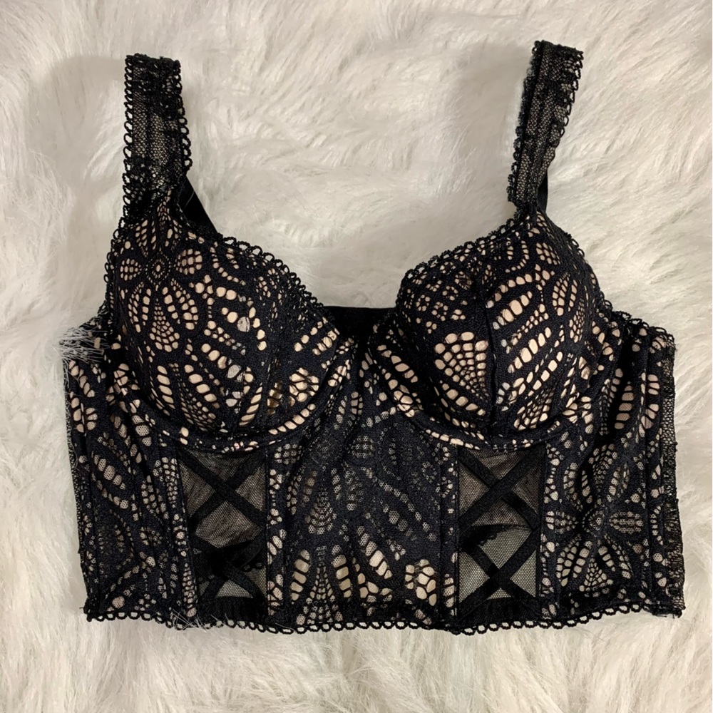 Victoria’s Secret Black Lace Bra 32B